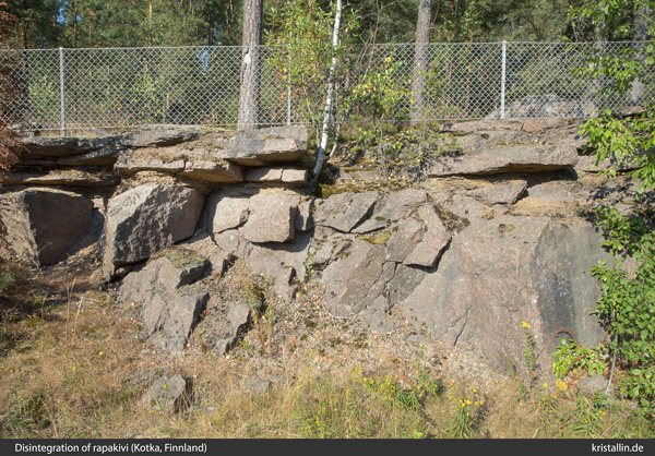 Disintegrated rapakivi in situ