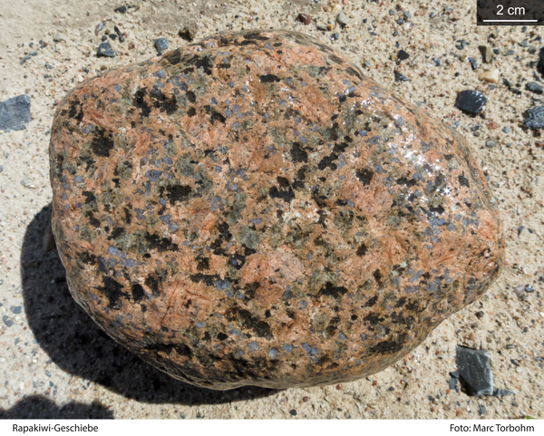 Pyterlitgeschiebe mit Blauquarz und grünem Plagioklas