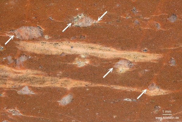 Vulkanit, deformiert